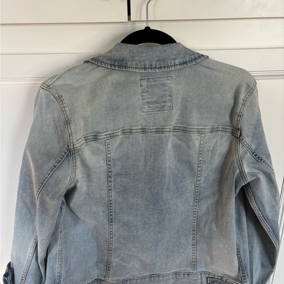 Lauren Conrad women’s denim jacket, NWOT - Picture 3 of 3